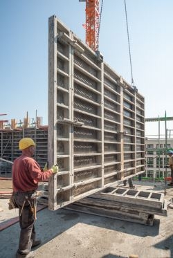 MANTO sienų klojiniai